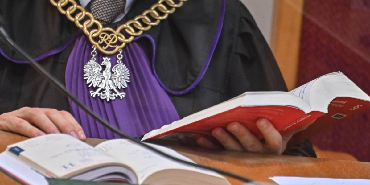 Polonya’da Ehliyetsiz ve Alkollü Sürücünün Karıştığı Kazada İki Genç Hayatını Kaybetti