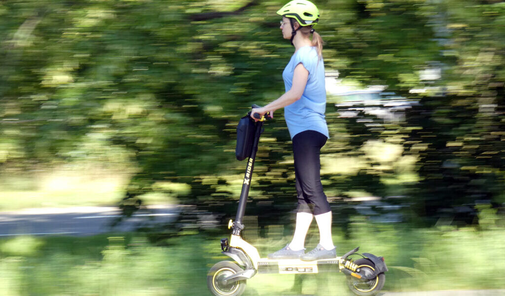 Polonya’da Elektrikli Scooter ve Mikro Mobilite Araçlarına Sıkı Denetim Hazırlığı