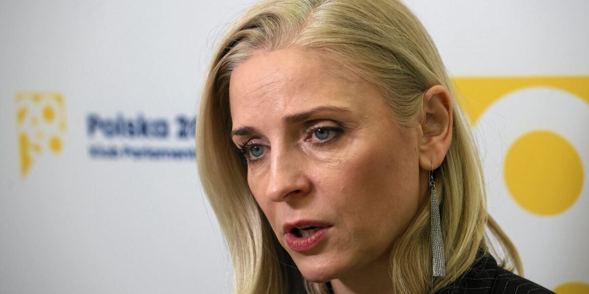 Polonya Siyasetinde Ayrılık: Joanna Mucha Polska 2050’ye ve Szymon Hołownia’ya Karşı