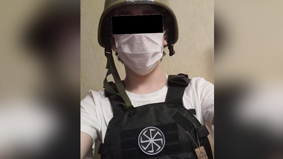 Alman Federal Başsavcılığı, Moskova’daki Okul Bıçaklı Saldırısının Arkasındaki Aşırı Sağcı Çevrim İçi Grubu Soruşturuyor