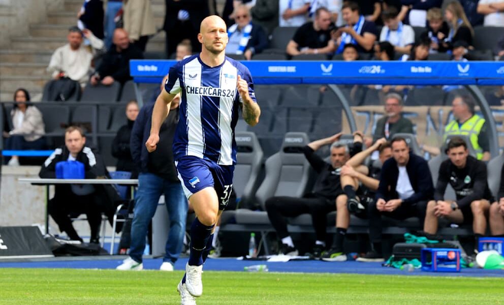 Bundesliga 2 Ekibi Energie Cottbus Savunma Hattı İçin Toni Leistner İle İlgileniyor