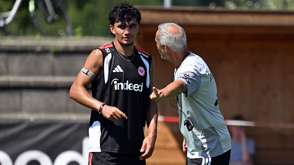 Can Uzun Eintracht Frankfurt’taki Performansıyla Parlıyor: Geleceği Hakkındaki Soru İşaretleri Sürüyor
