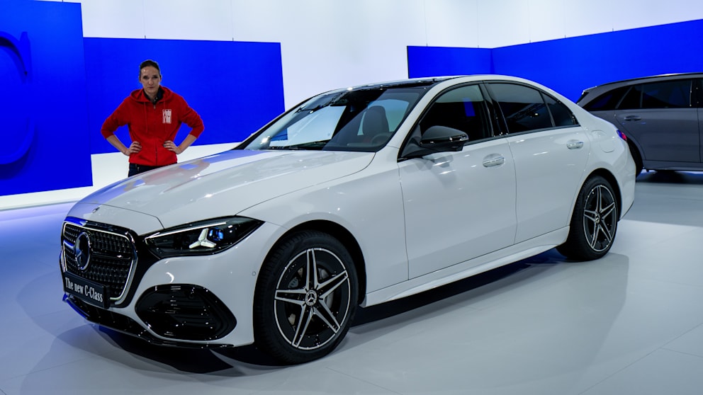 Mercedes C-Klasse Yenilendi: İşte Detaylar ve Fiyatlar