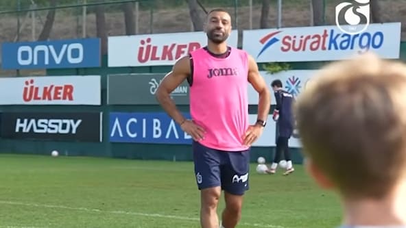 Sekiz Yaşındaki Isaac Kearney, Mohamed Salah ile Buluşmak İçin Türkiye’ye Gidiyor