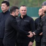 Borussia Dortmund Hücum Hattına 50 Milyon Euro Harcadıktan Sonra Sağ Bek Arayışına Hız Veriyor
