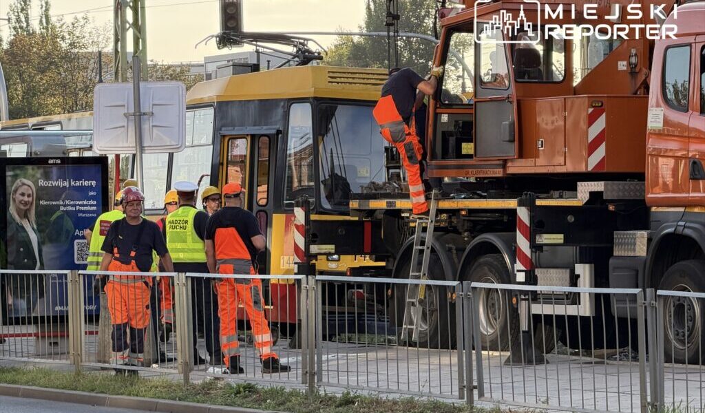Varşova’da Tramvay Raydan Çıktı: Seferlerde Aksamalar Yaşanıyor