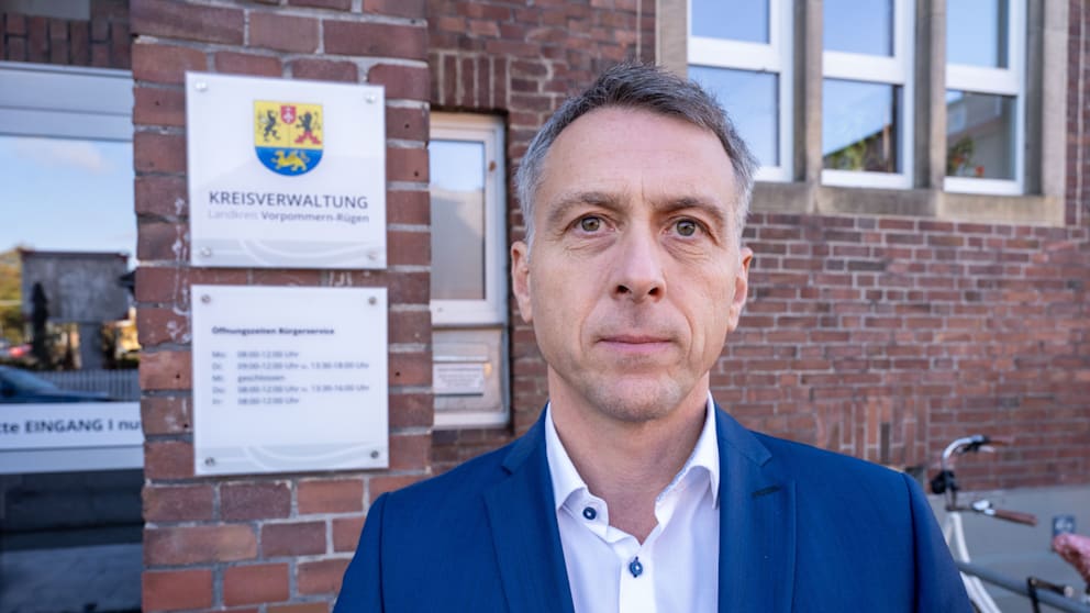 Vorpommern-Rügen Kaymakamı Kerth’ten Berlin Siyasetine Sert Eleştiriler